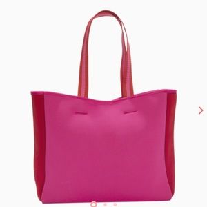 Neoprene Beach Tote in Pink/Red